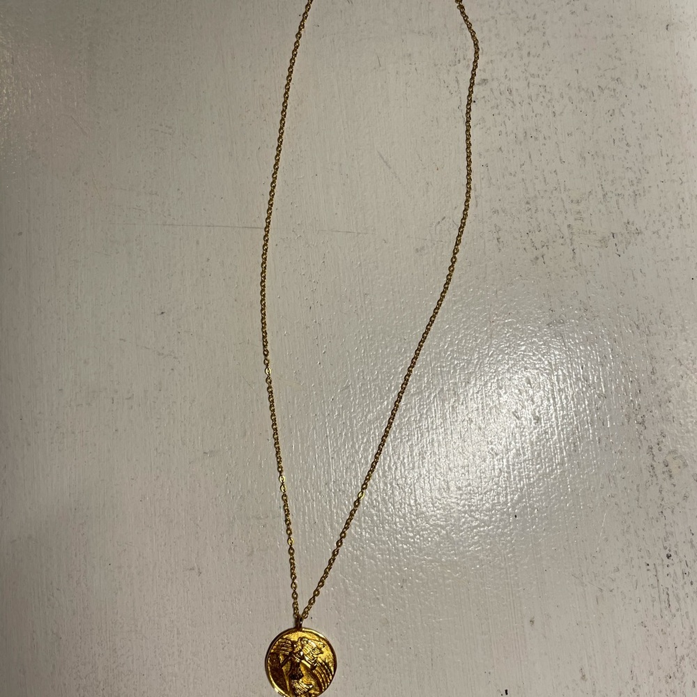 gold necklace